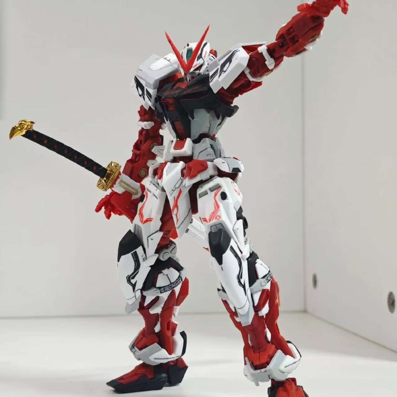 Astray Red Frame Model-58 1/14 - Model Kit Oberon reseña y precio