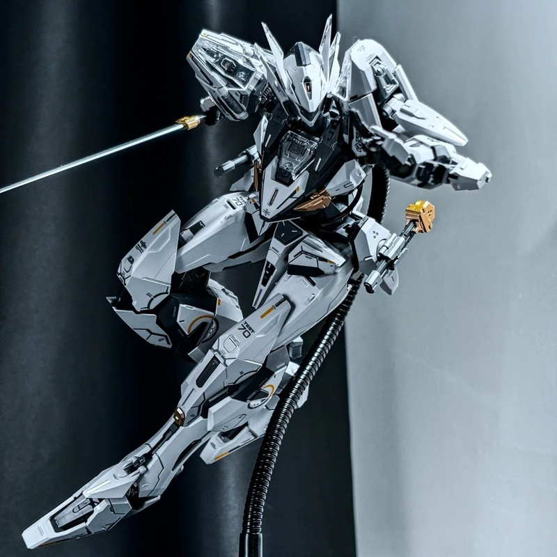 Transformable Anime Model Kit  - Model Kit Oberon reseña y precio