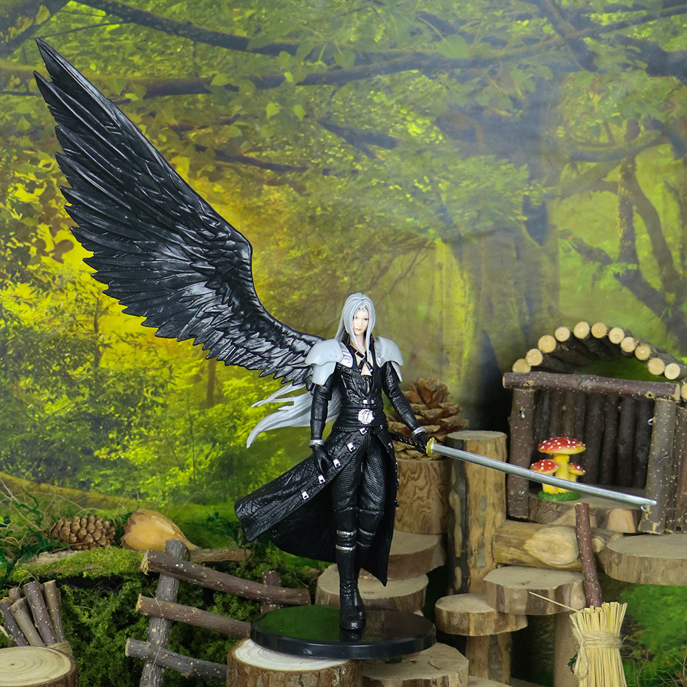 Final Fantasy Sephiroth Angel  - Model Kit Final Fantasy reseña y precio